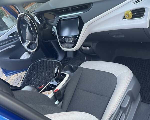 Синий Шевроле Bolt EV, объемом двигателя 0 л и пробегом 120 тыс. км за 15000 $, фото 12 на Automoto.ua