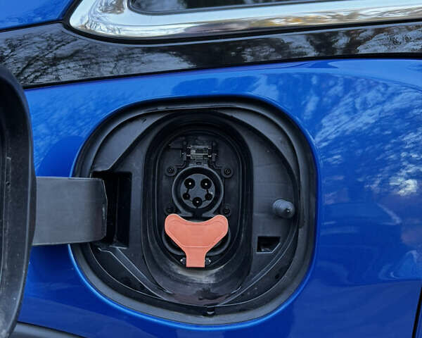 Шевроле Bolt EV 2018 в Запорожье на Automoto.ua Синий Шевроле Bolt EV, объемом двигателя 0 л и пробегом 130 тыс. км за 14200 $, фото 12 на Automoto.ua