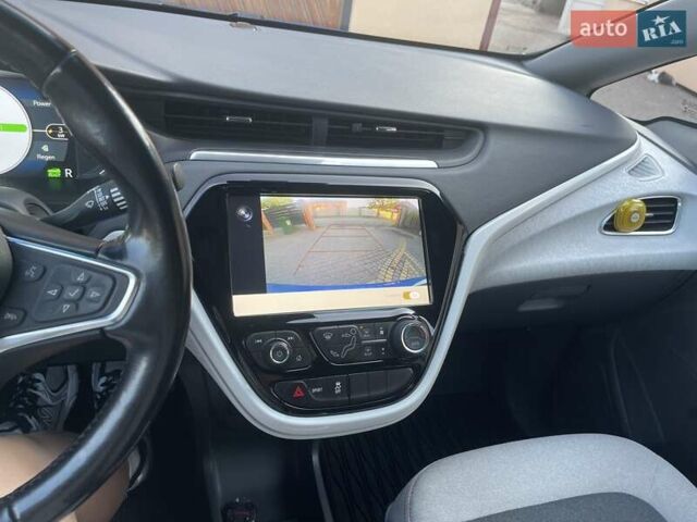 Синий Шевроле Bolt EV, объемом двигателя 0 л и пробегом 120 тыс. км за 15000 $, фото 2 на Automoto.ua