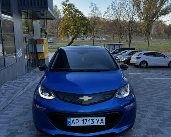 Шевроле Bolt EV 2018 в Запорожье на Automoto.ua Синий Шевроле Bolt EV, объемом двигателя 0 л и пробегом 130 тыс. км за 14200 $, фото 2 на Automoto.ua