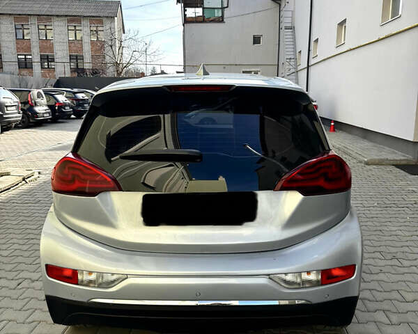 Синий Шевроле Bolt EV, объемом двигателя 0 л и пробегом 108 тыс. км за 17250 $, фото 5 на Automoto.ua