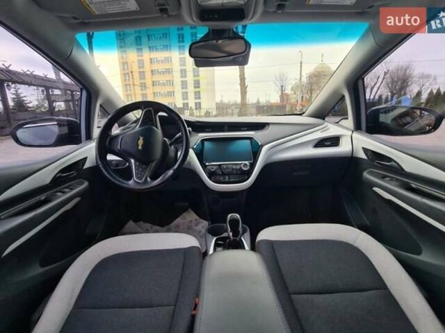 Синий Шевроле Bolt EV, объемом двигателя 0 л и пробегом 244 тыс. км за 12699 $, фото 10 на Automoto.ua