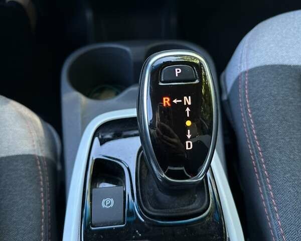Синий Шевроле Bolt EV, объемом двигателя 0 л и пробегом 45 тыс. км за 16000 $, фото 7 на Automoto.ua
