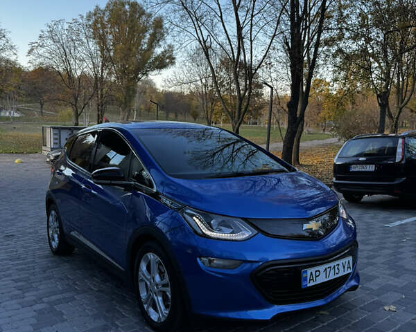 Шевроле Bolt EV 2018 в Запорожье на Automoto.ua Синий Шевроле Bolt EV, объемом двигателя 0 л и пробегом 130 тыс. км за 14200 $, фото 3 на Automoto.ua