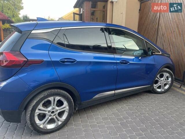Синий Шевроле Bolt EV, объемом двигателя 0 л и пробегом 120 тыс. км за 15000 $, фото 4 на Automoto.ua