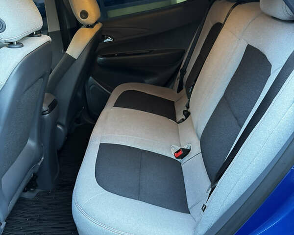 Шевроле Bolt EV 2018 в Запорожье на Automoto.ua Синий Шевроле Bolt EV, объемом двигателя 0 л и пробегом 130 тыс. км за 14200 $, фото 9 на Automoto.ua