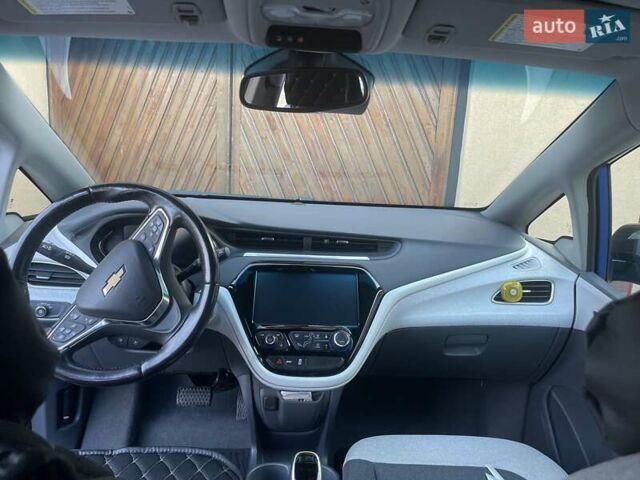Синий Шевроле Bolt EV, объемом двигателя 0 л и пробегом 120 тыс. км за 15000 $, фото 14 на Automoto.ua