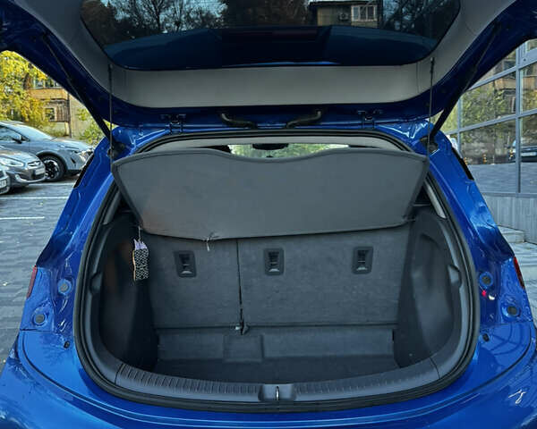 Шевроле Bolt EV 2018 в Запорожье на Automoto.ua Синий Шевроле Bolt EV, объемом двигателя 0 л и пробегом 130 тыс. км за 14200 $, фото 14 на Automoto.ua