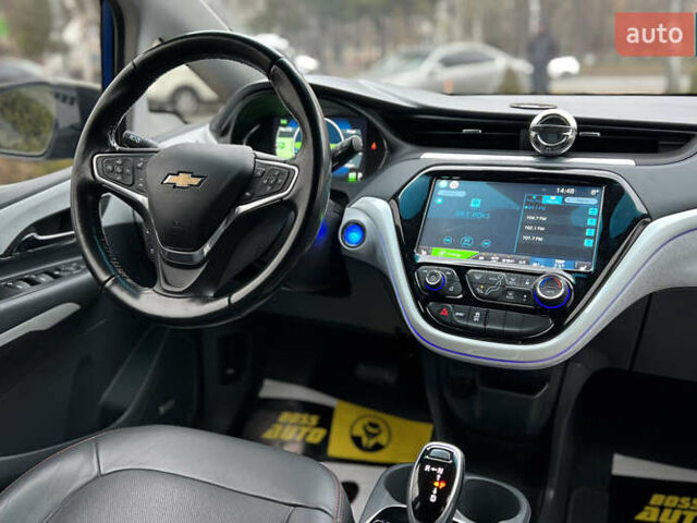 Синий Шевроле Bolt EV, объемом двигателя 0 л и пробегом 89 тыс. км за 14999 $, фото 19 на Automoto.ua