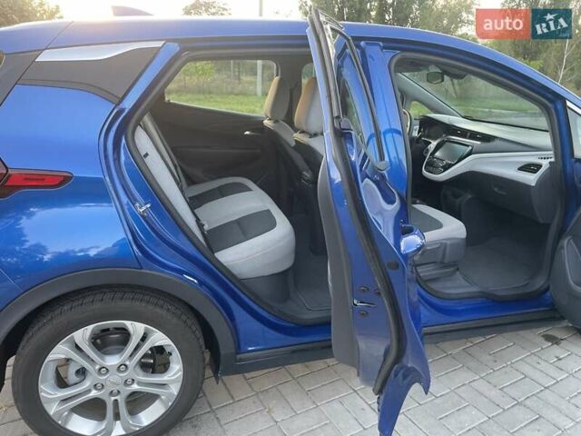 Синий Шевроле Bolt EV, объемом двигателя 0 л и пробегом 62 тыс. км за 15999 $, фото 23 на Automoto.ua