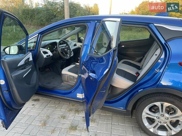 Синий Шевроле Bolt EV, объемом двигателя 0 л и пробегом 62 тыс. км за 15999 $, фото 22 на Automoto.ua