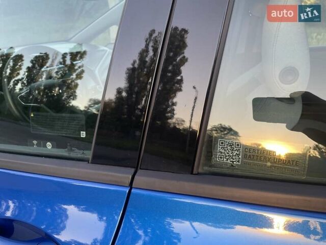 Синий Шевроле Bolt EV, объемом двигателя 0 л и пробегом 62 тыс. км за 15999 $, фото 27 на Automoto.ua