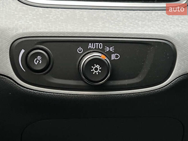 Синий Шевроле Bolt EV, объемом двигателя 0 л и пробегом 89 тыс. км за 14999 $, фото 18 на Automoto.ua