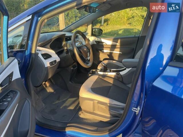 Синий Шевроле Bolt EV, объемом двигателя 0 л и пробегом 62 тыс. км за 15999 $, фото 20 на Automoto.ua