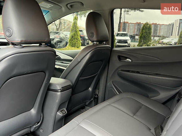 Синий Шевроле Bolt EV, объемом двигателя 0 л и пробегом 89 тыс. км за 14999 $, фото 21 на Automoto.ua