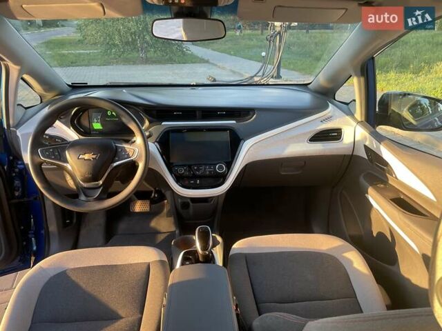 Синий Шевроле Bolt EV, объемом двигателя 0 л и пробегом 62 тыс. км за 15999 $, фото 17 на Automoto.ua