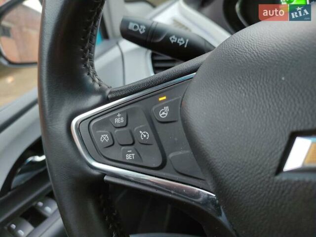 Синий Шевроле Bolt EV, объемом двигателя 0 л и пробегом 49 тыс. км за 16550 $, фото 63 на Automoto.ua