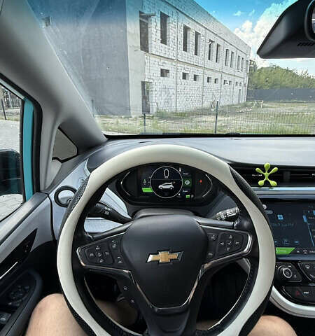 Синий Шевроле Bolt EV, объемом двигателя 0 л и пробегом 105 тыс. км за 16000 $, фото 11 на Automoto.ua