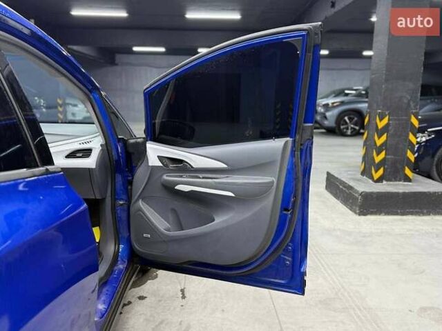 Синий Шевроле Bolt EV, объемом двигателя 0 л и пробегом 63 тыс. км за 17300 $, фото 20 на Automoto.ua