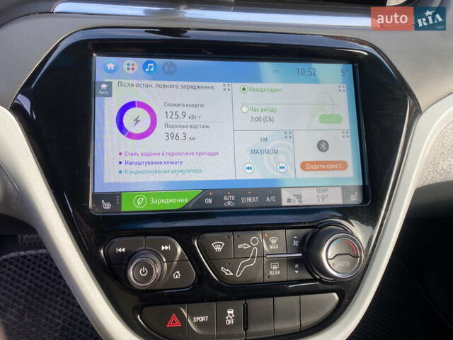 Синий Шевроле Bolt EV, объемом двигателя 0 л и пробегом 82 тыс. км за 15500 $, фото 22 на Automoto.ua