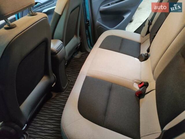 Синий Шевроле Bolt EV, объемом двигателя 0 л и пробегом 49 тыс. км за 16550 $, фото 83 на Automoto.ua