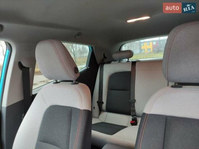 Синий Шевроле Bolt EV, объемом двигателя 0 л и пробегом 49 тыс. км за 16550 $, фото 77 на Automoto.ua