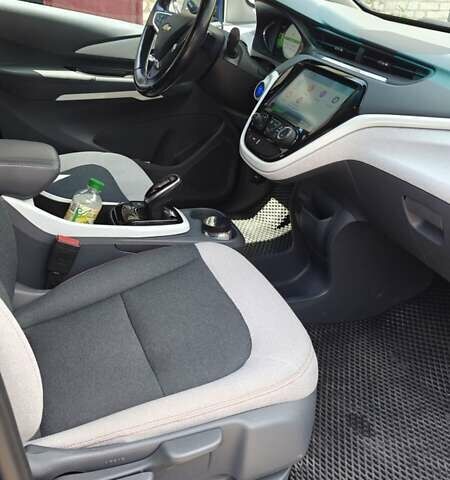 Синий Шевроле Bolt EV, объемом двигателя 0 л и пробегом 93 тыс. км за 16100 $, фото 12 на Automoto.ua