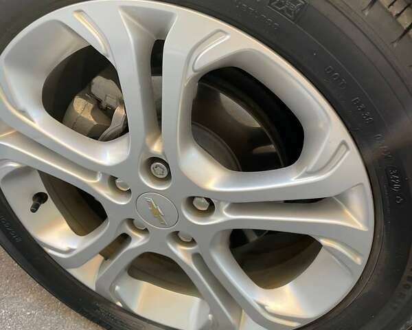 Синий Шевроле Bolt EV, объемом двигателя 0 л и пробегом 45 тыс. км за 15800 $, фото 13 на Automoto.ua