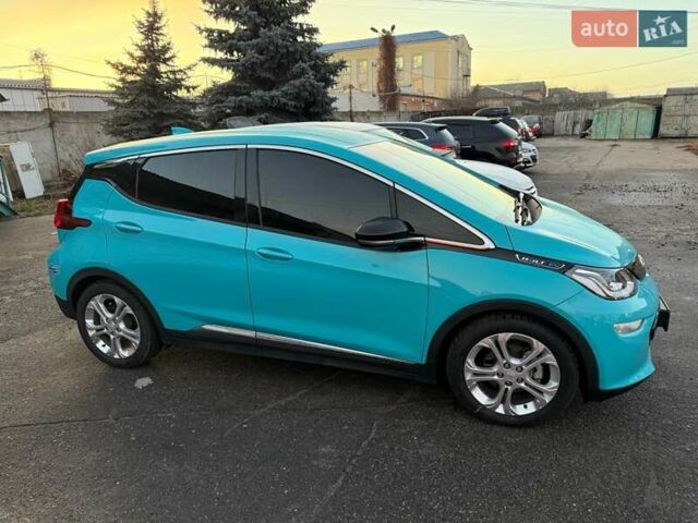 Синий Шевроле Bolt EV, объемом двигателя 0 л и пробегом 129 тыс. км за 16850 $, фото 3 на Automoto.ua