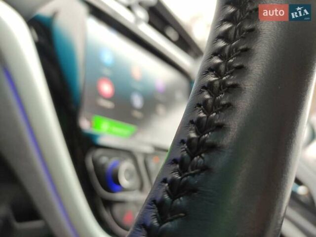 Синий Шевроле Bolt EV, объемом двигателя 0 л и пробегом 49 тыс. км за 16550 $, фото 65 на Automoto.ua