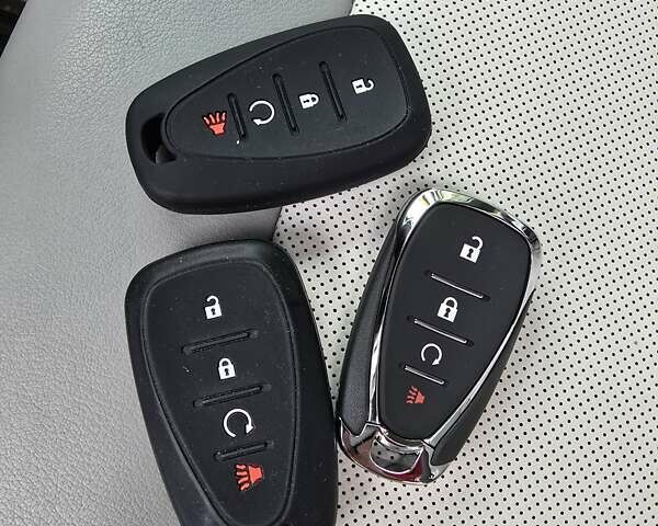 Синий Шевроле Bolt EV, объемом двигателя 0 л и пробегом 56 тыс. км за 15600 $, фото 46 на Automoto.ua