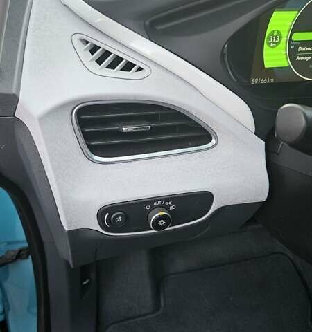 Синій Шевроле Bolt EV, об'ємом двигуна 0 л та пробігом 60 тис. км за 16000 $, фото 12 на Automoto.ua