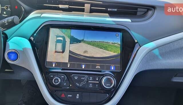 Синий Шевроле Bolt EV, объемом двигателя 0 л и пробегом 103 тыс. км за 15700 $, фото 11 на Automoto.ua