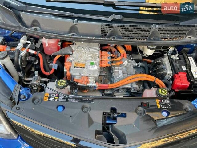 Синий Шевроле Bolt EV, объемом двигателя 0 л и пробегом 27 тыс. км за 15800 $, фото 16 на Automoto.ua