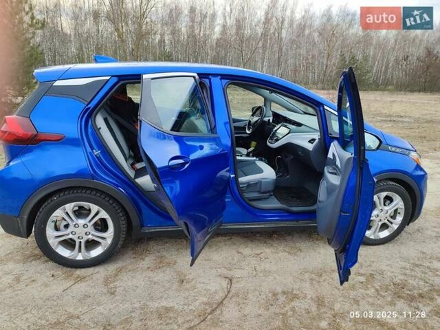 Синий Шевроле Bolt EV, объемом двигателя 0 л и пробегом 42 тыс. км за 14500 $, фото 16 на Automoto.ua