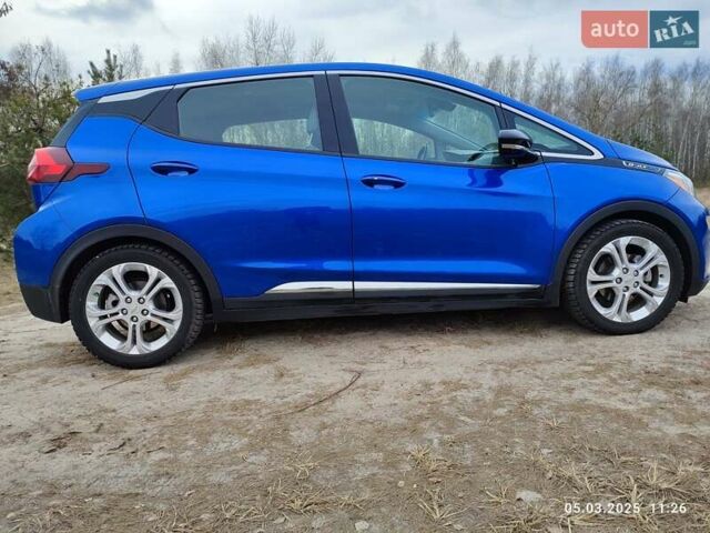 Синий Шевроле Bolt EV, объемом двигателя 0 л и пробегом 42 тыс. км за 14500 $, фото 7 на Automoto.ua