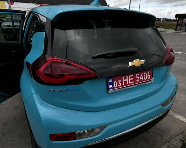 Синий Шевроле Bolt EV, объемом двигателя 0 л и пробегом 46 тыс. км за 14600 $, фото 1 на Automoto.ua
