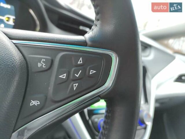 Синий Шевроле Bolt EV, объемом двигателя 0 л и пробегом 49 тыс. км за 16550 $, фото 64 на Automoto.ua