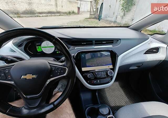 Синий Шевроле Bolt EV, объемом двигателя 0 л и пробегом 93 тыс. км за 16100 $, фото 10 на Automoto.ua