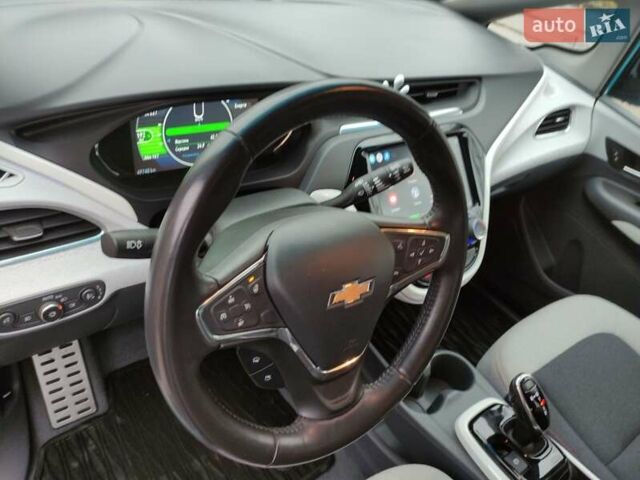 Синий Шевроле Bolt EV, объемом двигателя 0 л и пробегом 49 тыс. км за 16550 $, фото 80 на Automoto.ua