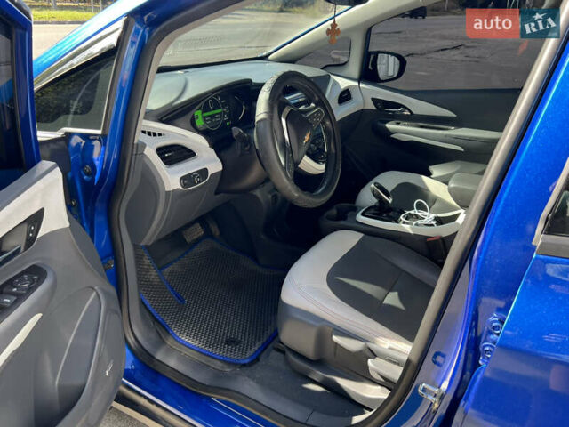 Синий Шевроле Bolt EV, объемом двигателя 0 л и пробегом 87 тыс. км за 18690 $, фото 12 на Automoto.ua