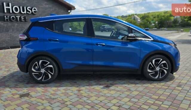 Синий Шевроле Bolt EV, объемом двигателя 0 л и пробегом 77 тыс. км за 17100 $, фото 1 на Automoto.ua