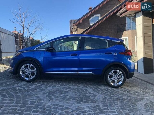 Синий Шевроле Bolt EV, объемом двигателя 0 л и пробегом 65 тыс. км за 18500 $, фото 4 на Automoto.ua