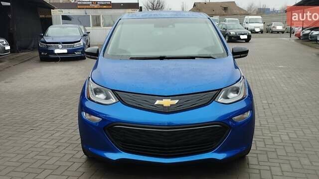 Синий Шевроле Bolt EV, объемом двигателя 0 л и пробегом 14 тыс. км за 19900 $, фото 1 на Automoto.ua