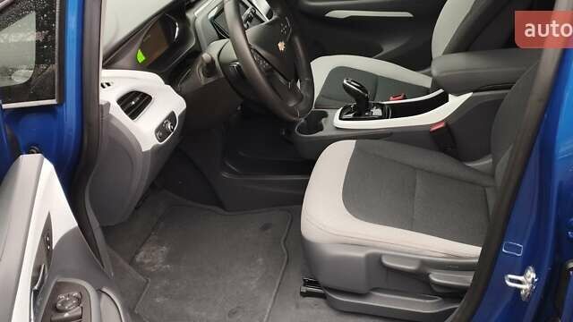Синий Шевроле Bolt EV, объемом двигателя 0 л и пробегом 14 тыс. км за 19900 $, фото 10 на Automoto.ua