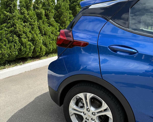 Синий Шевроле Bolt EV, объемом двигателя 0 л и пробегом 62 тыс. км за 15300 $, фото 7 на Automoto.ua