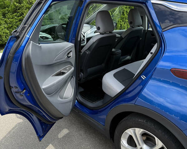 Синий Шевроле Bolt EV, объемом двигателя 0 л и пробегом 62 тыс. км за 15300 $, фото 32 на Automoto.ua