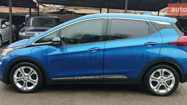 Синий Шевроле Bolt EV, объемом двигателя 0 л и пробегом 14 тыс. км за 19900 $, фото 7 на Automoto.ua