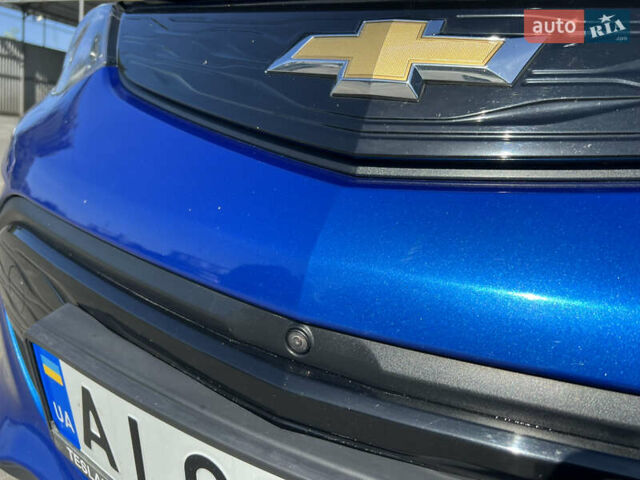 Синий Шевроле Bolt EV, объемом двигателя 0 л и пробегом 87 тыс. км за 18690 $, фото 24 на Automoto.ua