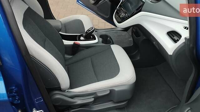 Синий Шевроле Bolt EV, объемом двигателя 0 л и пробегом 14 тыс. км за 19900 $, фото 12 на Automoto.ua